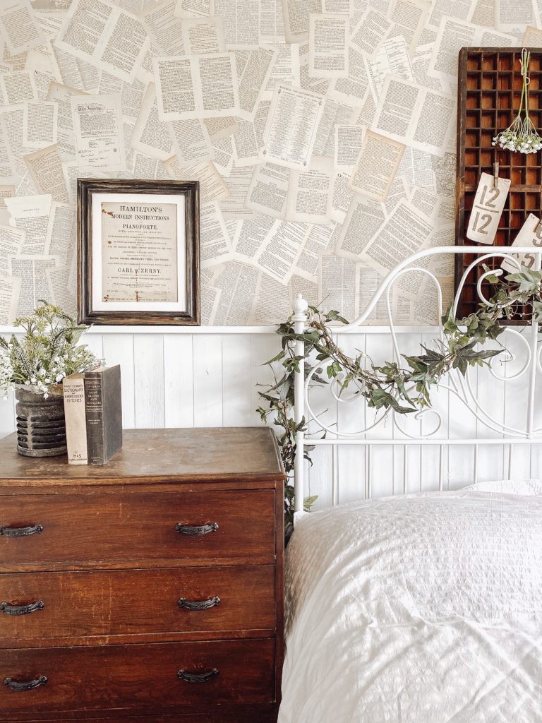 Vintage Book Pages Wall Design Ideas