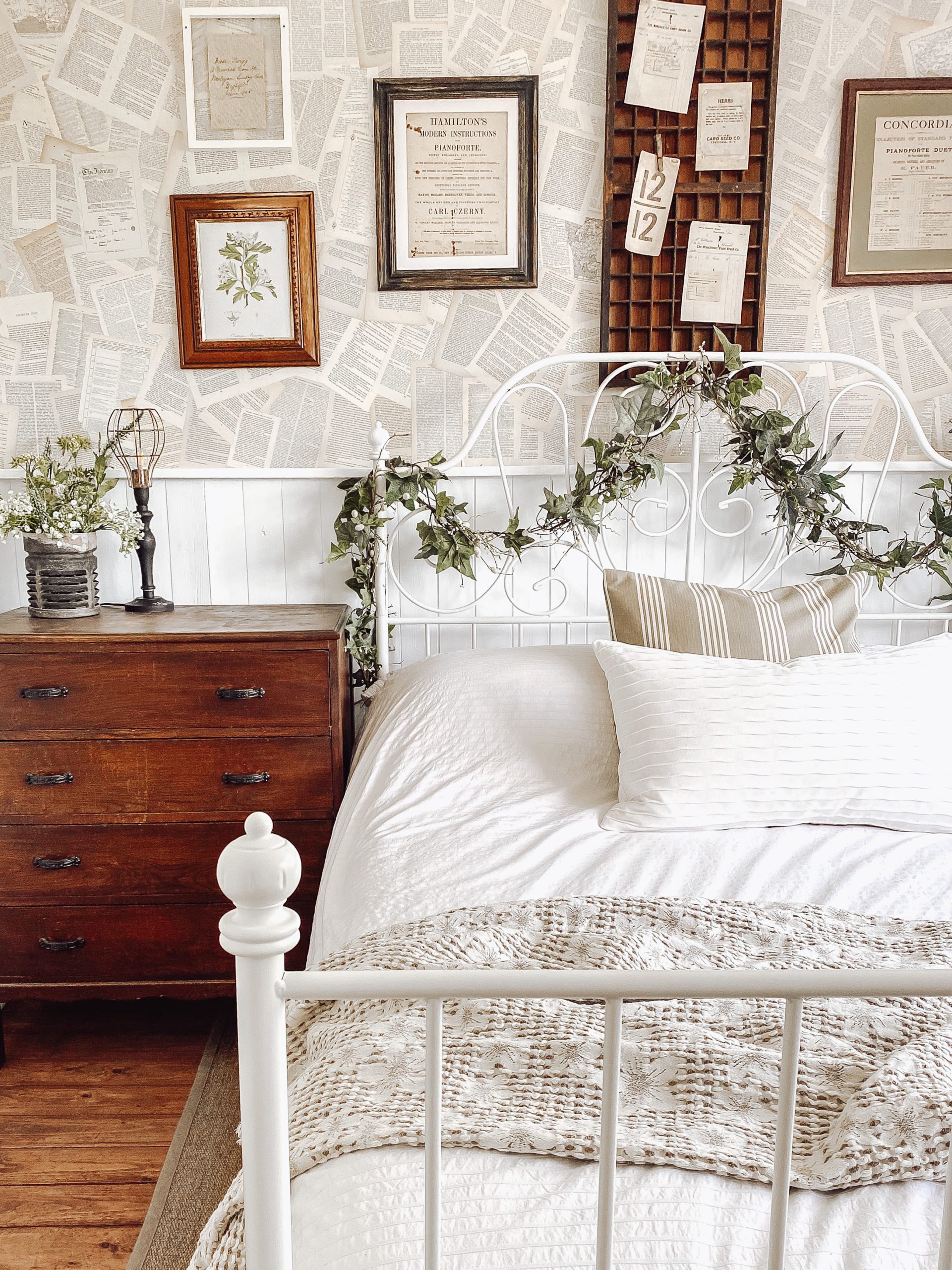 DIY BOOK PAGE WALL Making Home Matter